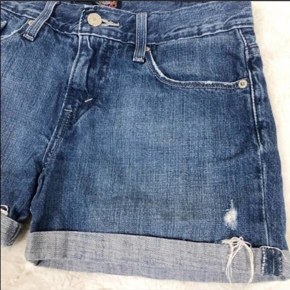 Levi’s Distressed Mid Rise Denim Shorts - Picture 2 of 4